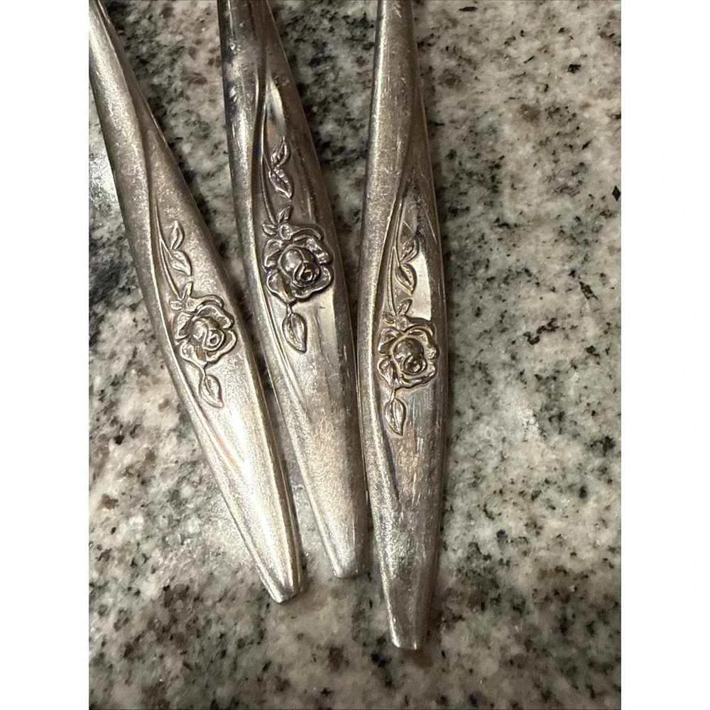 3 Oneida Oneidacraft Deluxe LASTING ROSE Stainless Flatware‎